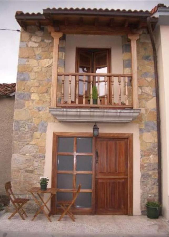 Casa Rural La Casina Villa Sariego Exterior photo